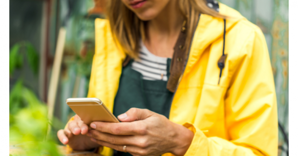 Investigating complaints about essential mobile services